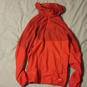Rain jacket/windbreaker